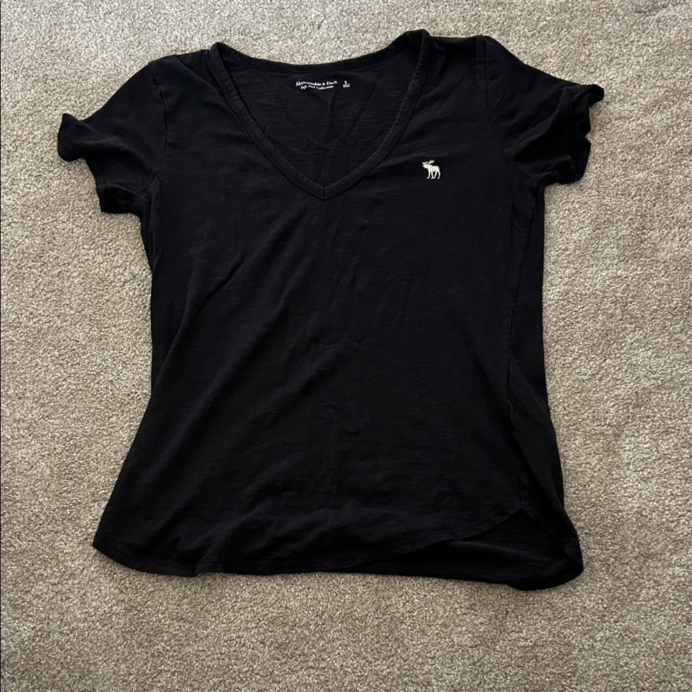 Abercrombie & Fitch Black V-Neck Tee